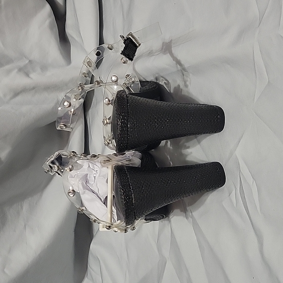 Shoe Republic LA Guinea Lucite Studded & Black Block Heels Sandals - Picture 5 of 7